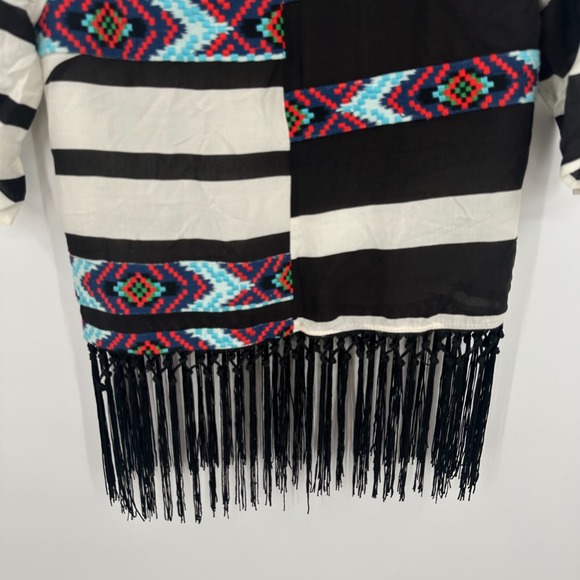 Floreat Blouse Top Women XSP Black White Embroidered Fringed Latitude Round Neck - Picture 4 of 14